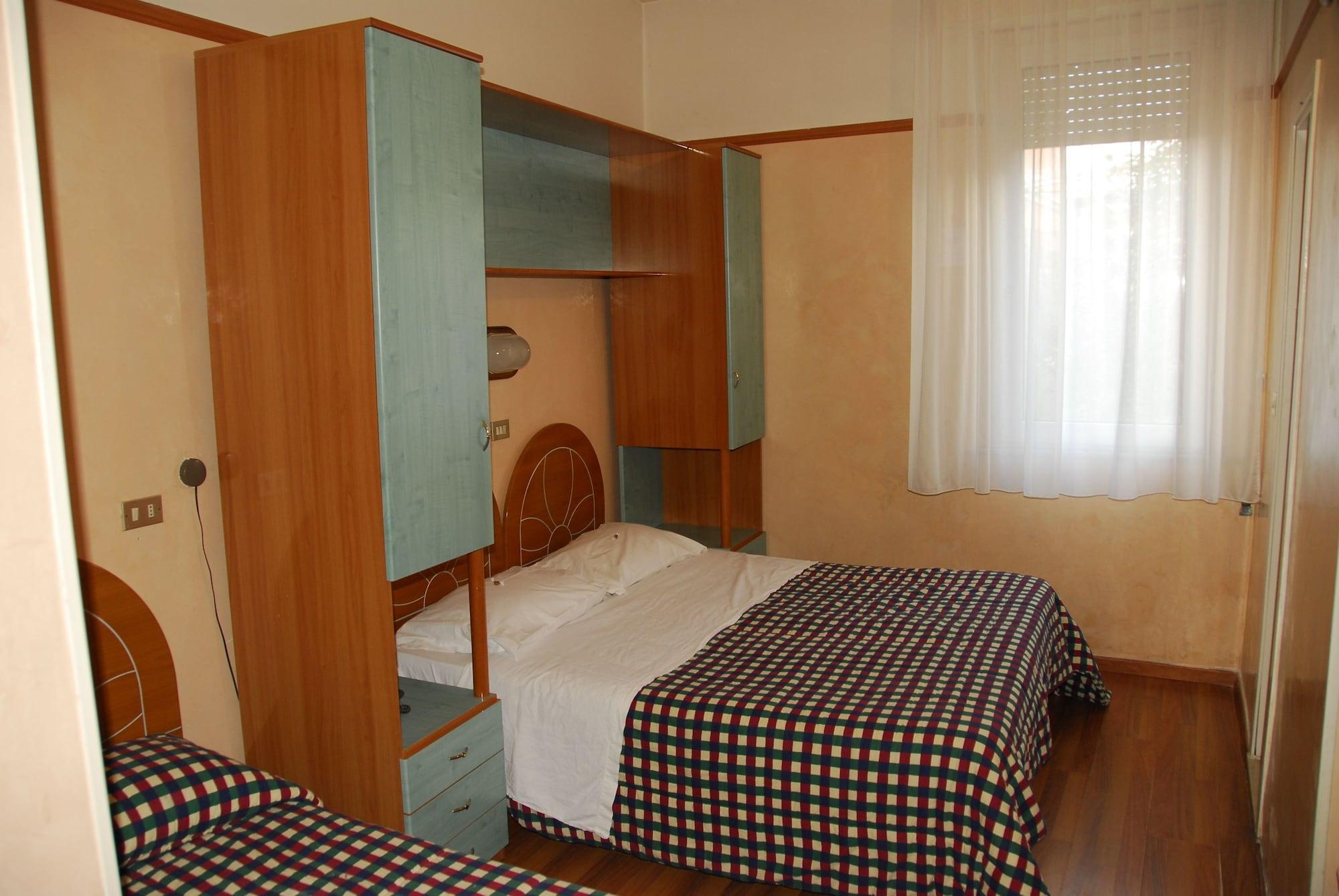 Hotel Britannia Rimini Marina Centro Exteriör bild