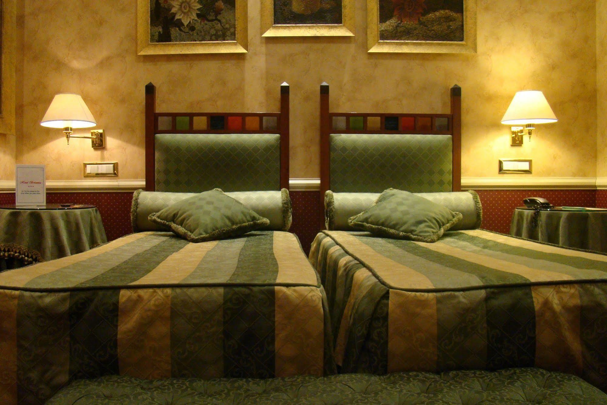 Hotel Britannia Rimini Marina Centro Exteriör bild